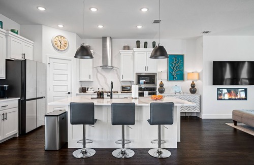 Rowlett House | Designer Lake House Escape