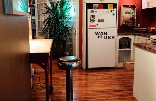 Williamsburg Apartment | Cozy Studio 7 in Williamsburg with Kitchen Amenities