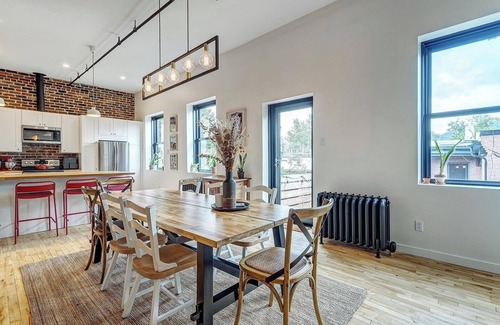 Plateau Mont Royal Apartment | Designer Loft with Rooftop Oasis in the Heart of Le Plateau