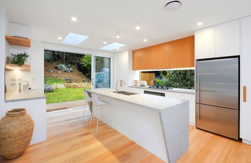 Pearl Beach House | Exceptional Designer Pearl Beach Family House by the Ocean