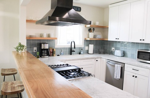 Del Aire House | Pet-Friendly Beach House: Designer Remodel Near LAX