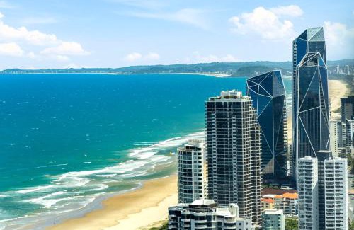Surfers Paradise Apartment | Designer Rooms with Oceanfront Views at Q1 Resort