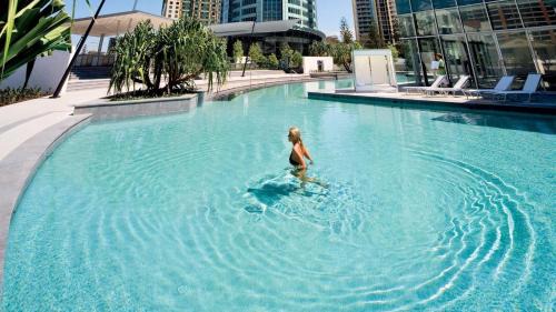 Surfers Paradise Apartment | Designer Rooms with Oceanfront Views at Q1 Resort