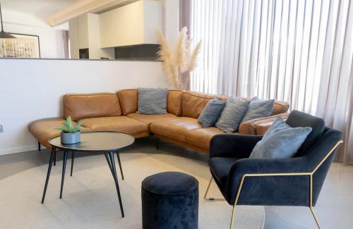 Tower Road Apartment | Designer Sea View Apt in Top Location