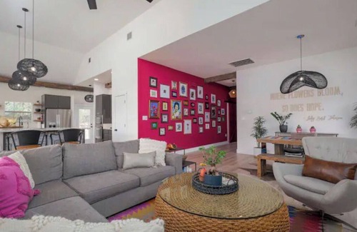 Dripping Springs House | Designer TX Hill Country Ranch: Family & Pet Friendly Retreat