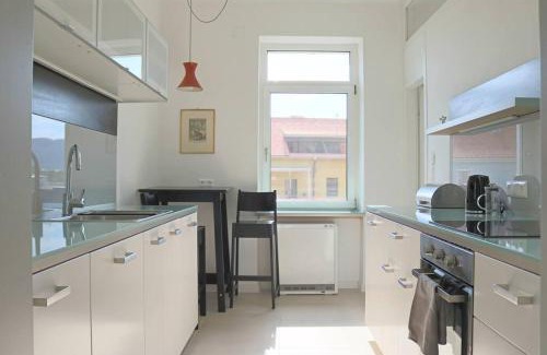 Gries Apartment | Stylish Apartment Near Augartenpark - Perfect for Families