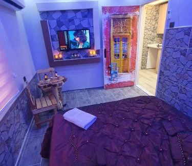Seyhan Apartment | Pet-Friendly Destan Suit with Family Amenities Await You
