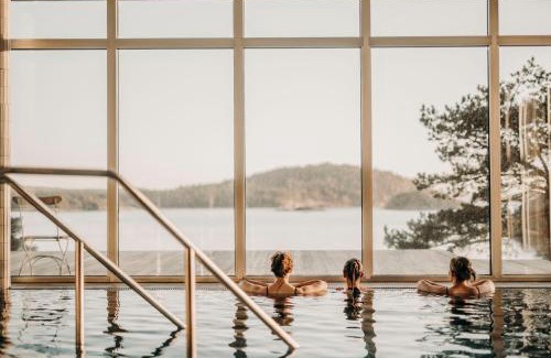 Uddevalla Municipality Hotel | Idyllic Destination Bokenäset: Oceanfront Escape with Spa