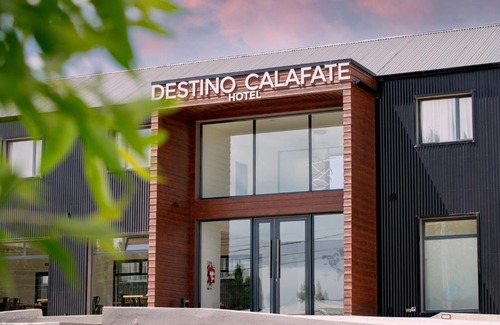 Macrozona Meseta Cerro Calafate Hotel | Kid-Friendly Getaway at Destino Calafate with Hot Tub