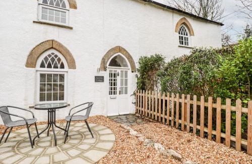 Boscastle House | Pet-Friendly Retreat at Destiny Cottage – 4-Star Stay