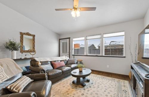 Kalispell House | Discover Destiny Cove: Family and Pet-Friendly Retreat