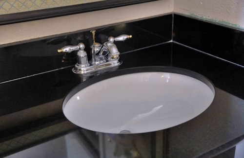 West Kissimmee Hotel | Enjoy Comfort at Destiny Palms Hotel Maingate West