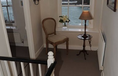 Port Isaac Cottage | Charming 2 Bedroom Cottage with Ocean View Above Port Isaac