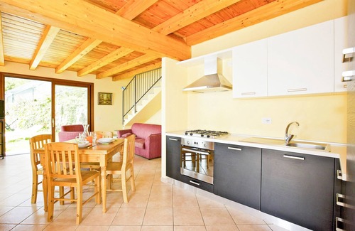 Trarego Viggiona House | Picturesque 3-Room House with Lake View & Pool Amenities