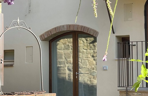 Montalcino Apartment | Perfect Ocean View Detached Apartment with Breakfast Included
