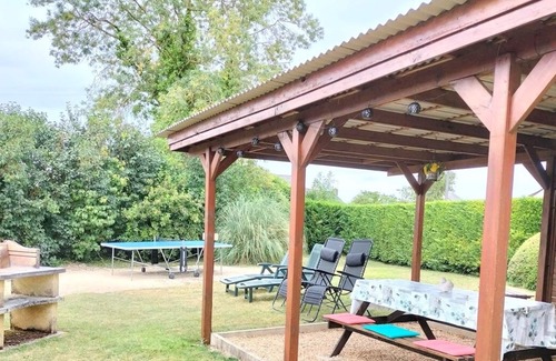 Broc House | Cozy Chalet with Pool, BBQ Area & Family-Friendly Fun