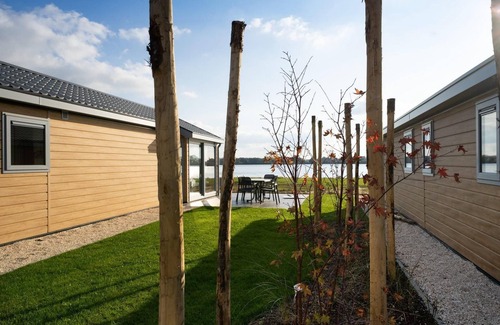 Linden House | Cozy Three-Bedroom Chalet with Pet-Friendly Perks