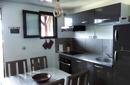 Les Avirons Apartment | Idyllic Cottage with Ocean Views and Private Terraces