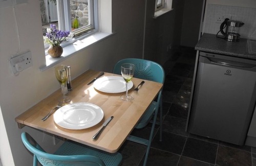 Coverack Cottage | Cozy Cottage Steps from Coverack Harbour & Beach