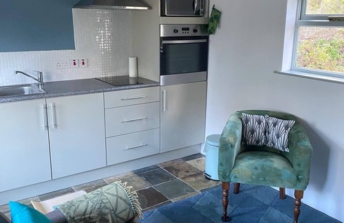 Coverack Cottage | Cozy Cottage Steps from Coverack Harbour & Beach
