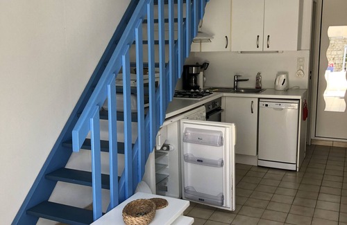 Saint-Palais-sur-Mer Cabin | Peaceful Retreat in Saint Palais sur Mer Near Beach & Shops