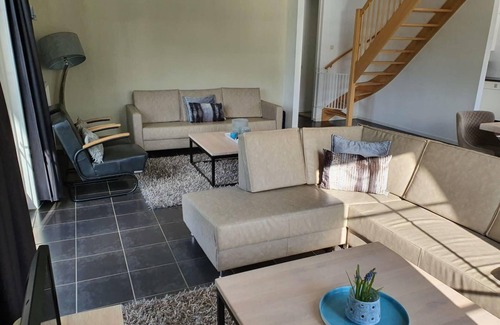 Susteren House | Perfect Family Villa: 5 Bedrooms, Pet & Child Friendly