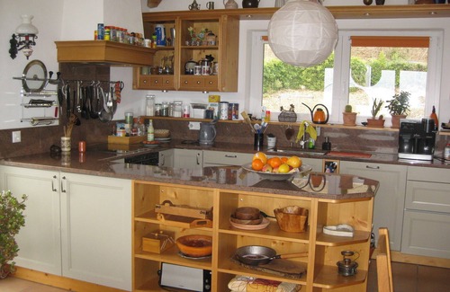 Carona House | Elegant Holiday Home with Scenic Views and Large Garden