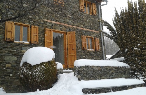 Guils de Cerdanya House | Family-Friendly Detached House with Private Garden Retreat