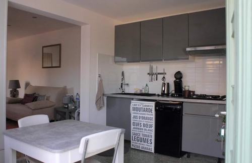 Agde House | Cozy Agde House with Ocean View and Spa Amenities