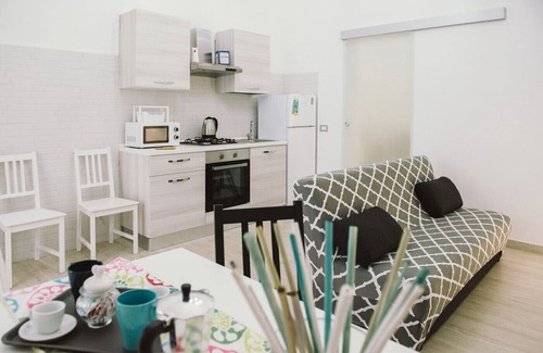 Aci Castello House | Seaside Retreat: Casa Grazia Guest House Near Catania
