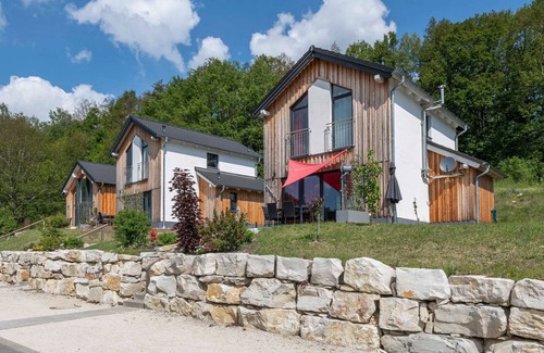 Mistelgau House | Family-Friendly Detached House near Therme Obernsees