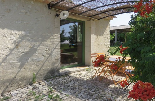 Forcalquier House | Idyllic Stone Retreat in Forcalquier with Breathtaking Views