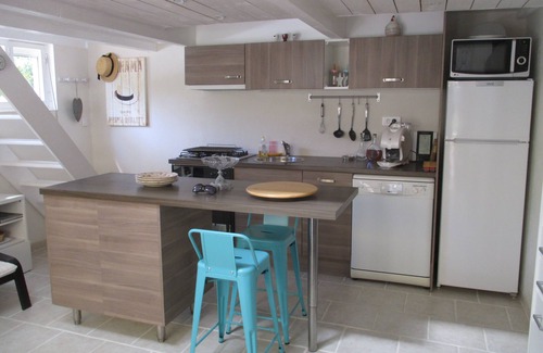 Valbonne House | Family-Friendly Retreat Near Valbonne with Ocean Views