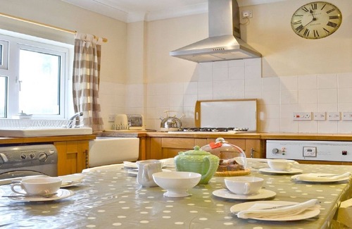 Leek Cottage | Idyllic Detached Cottage with Dog Field & Guest Rated 9.8