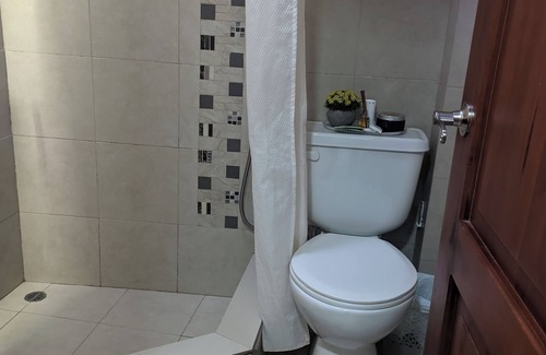 Machala Apartment | Detached Suite near Hotel Oro Verde