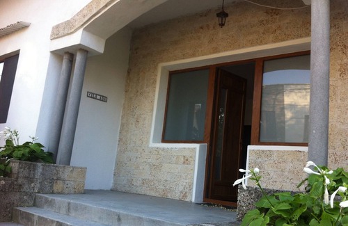 Eforie Nord House | Beachside Retreat: Family-Friendly Home near Sandy Shore