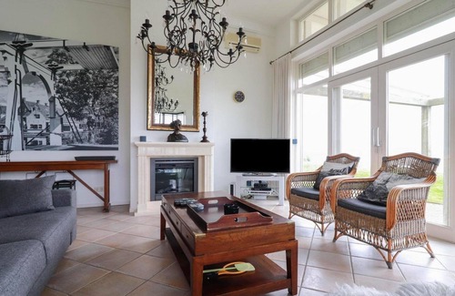 Makkum Cabin | Detached villa on the dike of the IJsselmeer