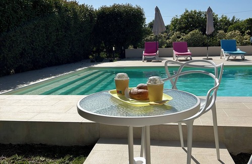 Avola Villa | Elegant Avola Villa with Pool Steps from the Sea
