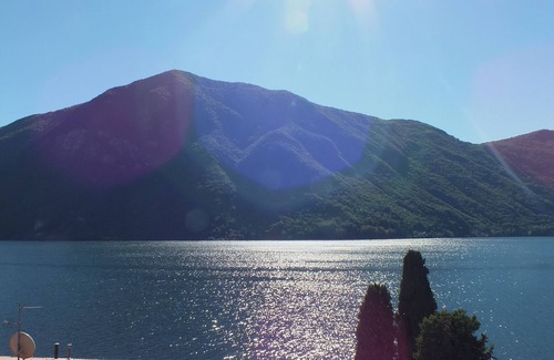 Albogasio House | Scenic Village Retreat with Lake Views and Inviting Amenities