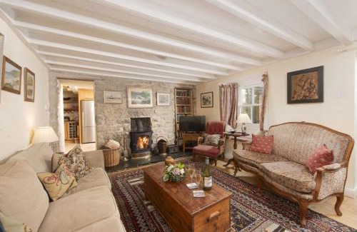 Saint Erth Praze House | Family-Friendly Haven at Deugh an Chy with Pet Amenities