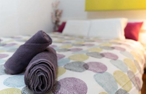 Deustuko San Pedro-Erribera Apartment | Deusto Piso: Pet-Friendly Stay with Wifi and Breakfast
