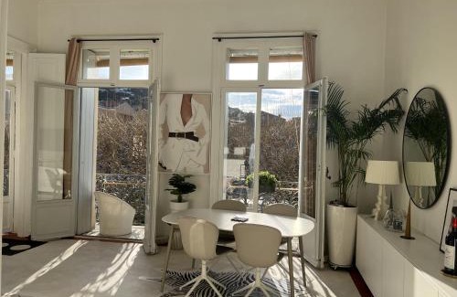 Sete Apartment | Indulge in Deux Pièces Luxe - Le Casanova, Rated 9.4/10