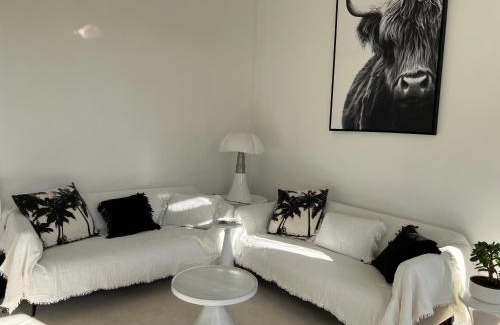 Sete Apartment | Indulge in Deux Pièces Luxe - Le Casanova, Rated 9.4/10