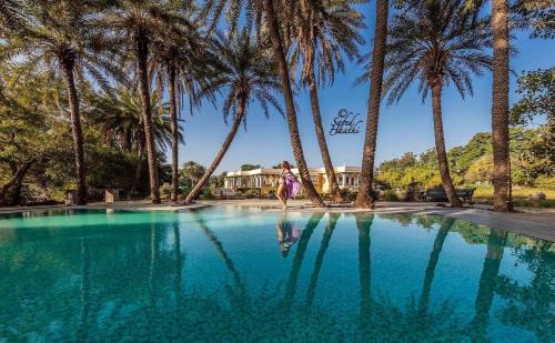 Devgarh Hotel | Discover Dev Shree Deogarh: 4-Star Oasis with Ocean Views