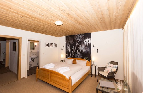 Entfelden Hotel | Discover DEVA Hotel Kaiserblick: Family-Friendly & Spa Access
