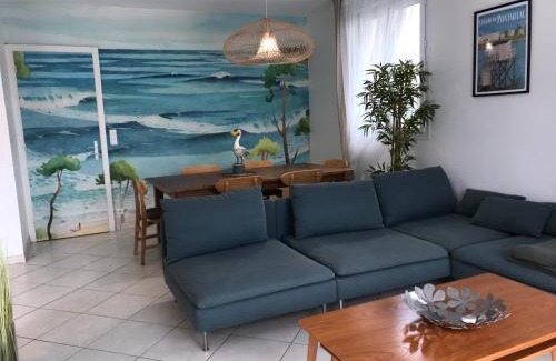 Pontaillac Villa | Beachfront Villa in Royan Pontaillac - Guest Rated 9.7/10