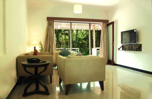 Bogmolo Hotel | Discover Devasthali - The Valley of Gods with Pool & Breakfast