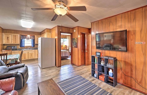 Greers Ferry Cabin | Cozy Devil’s Fork Resort Cabin with Boat Slip & Lake View