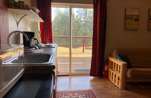 Devils Tower Bed & Breakfast | Inviting Devils Tower Lodge: Guest Rated 9.6 with Breakfast
