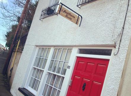 Donaghadee House | Devine House: Pet & Child Friendly with a 9.4/10 Rating
